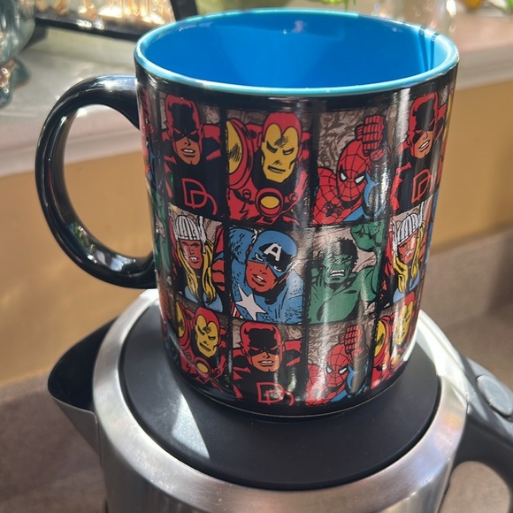 MARVEL HEROES MUG (NEW with TAG)
20 oz - Picture 12 of 16